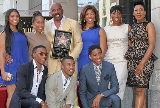 Eloise Harvey’s son, Steve Harvey, and her grandchildren.
